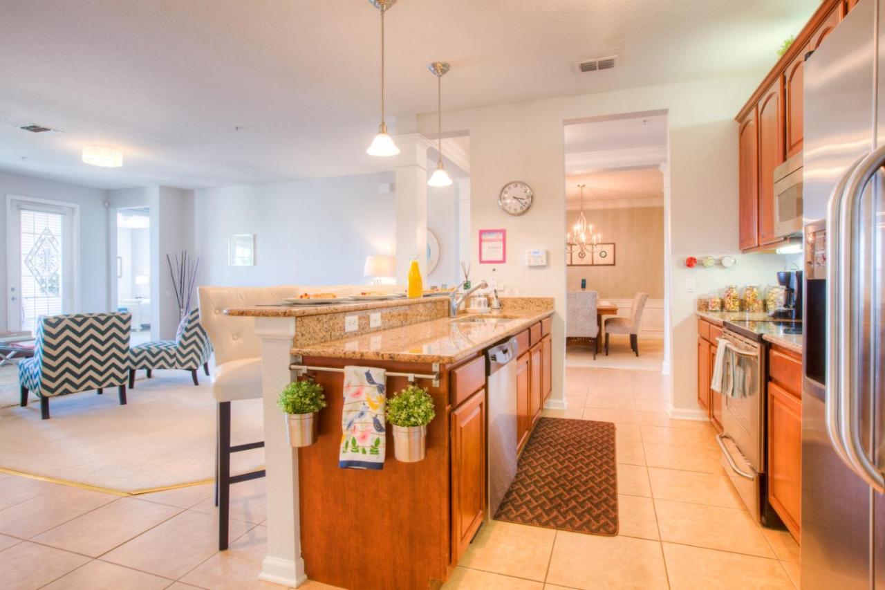 Stunning Lakeview Condo Wprivate Balcony Kissimmee Luaran gambar