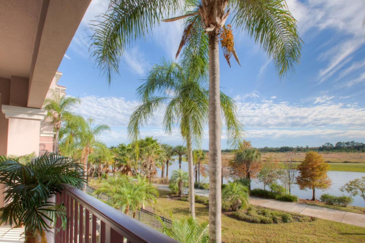 Stunning Lakeview Condo Wprivate Balcony Kissimmee Luaran gambar