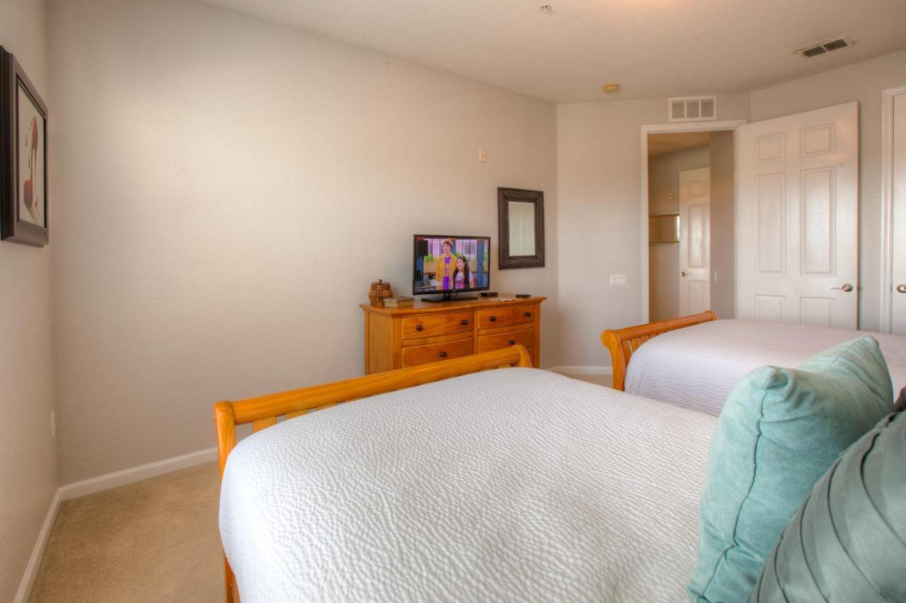 Stunning Lakeview Condo Wprivate Balcony Kissimmee Luaran gambar