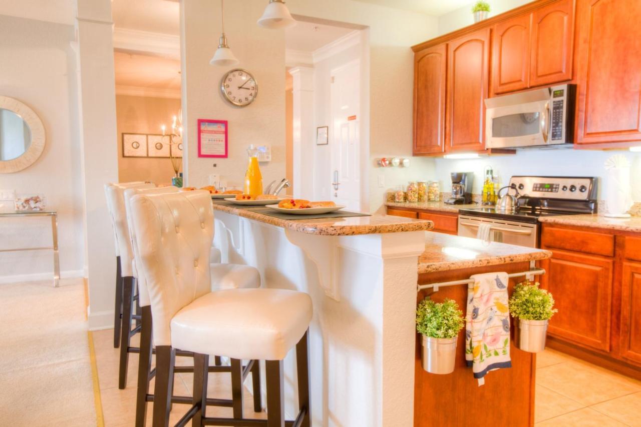 Stunning Lakeview Condo Wprivate Balcony Kissimmee Luaran gambar