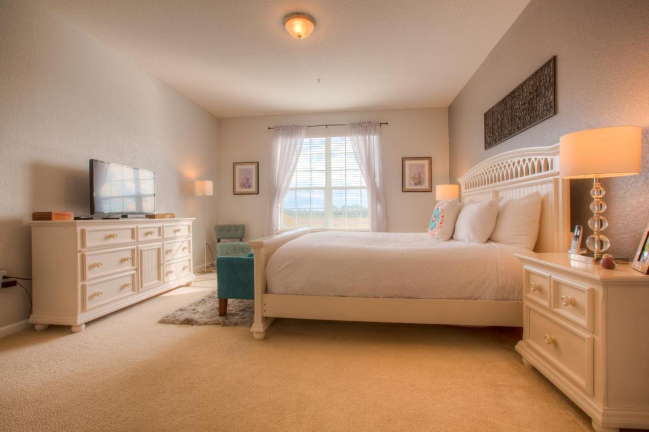 Stunning Lakeview Condo Wprivate Balcony Kissimmee Luaran gambar
